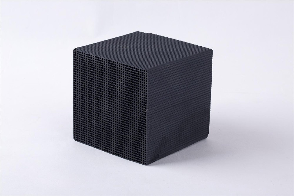 蜂窩活性炭是有什么構成的特點是什么（蜂窩活性炭簡介）